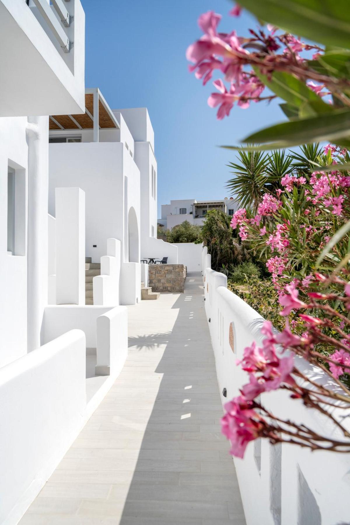 Quartano Suites By Heliessa, Adults Only Naousa Exteriör bild